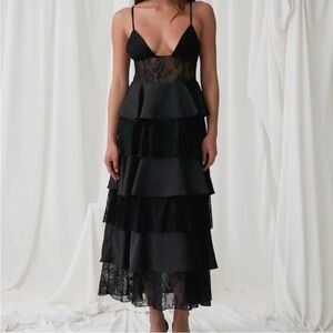 WeWoreWhat Tiered Lace Midi Dress